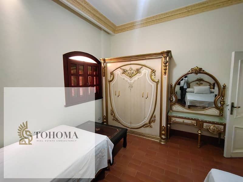 8 656ae9df-5652-45aa-85f6-2b5e230aa631. jpg