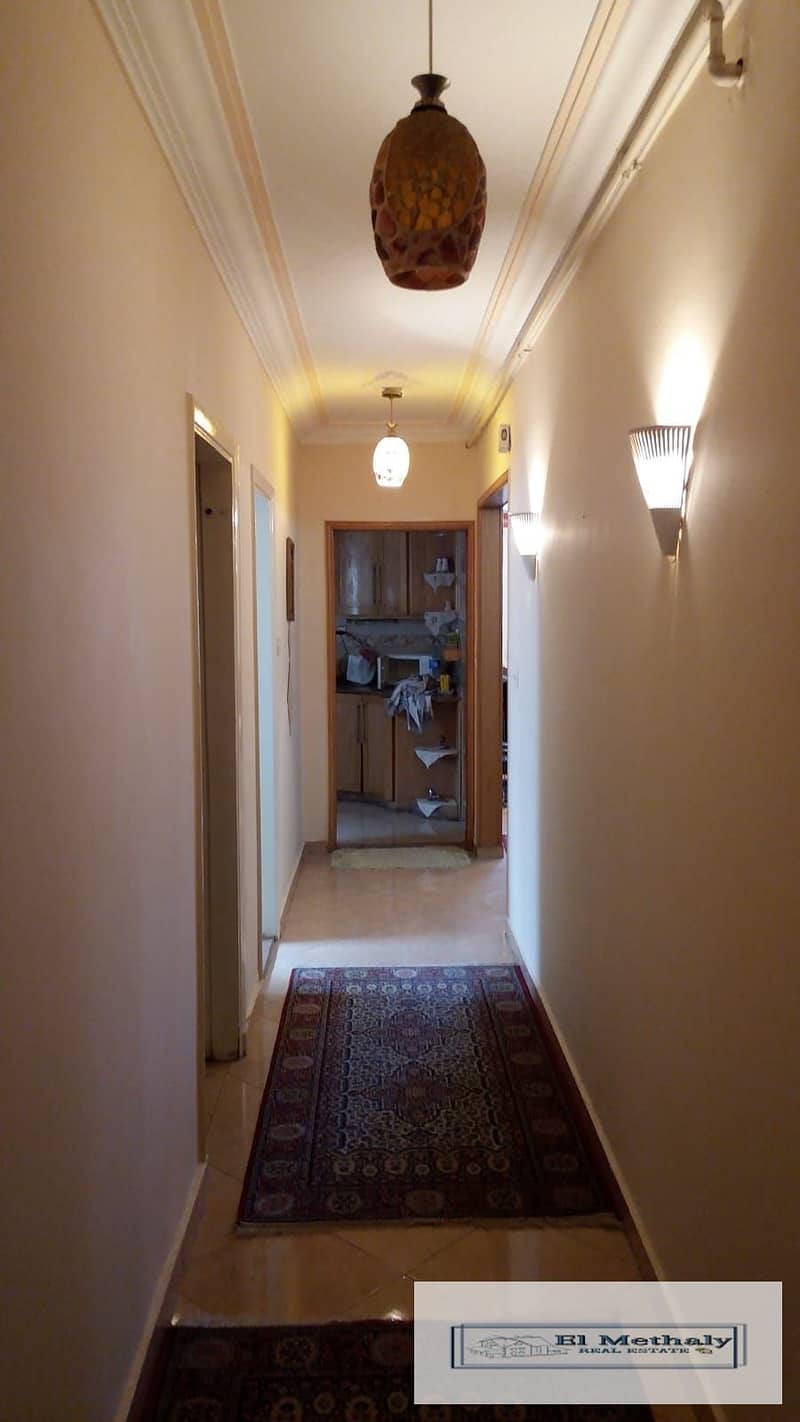 5 2caae7db-ef19-4928-8122-286bc62d5966. jpg