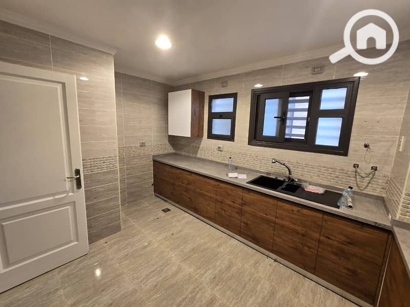 11 d5f44c3c-09db-4574-a1f8-55c9daa47c48. jpeg