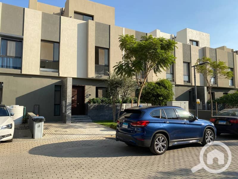 5 804c09ed-cf4d-4fbe-84cb-a1596616bbe5. jpg