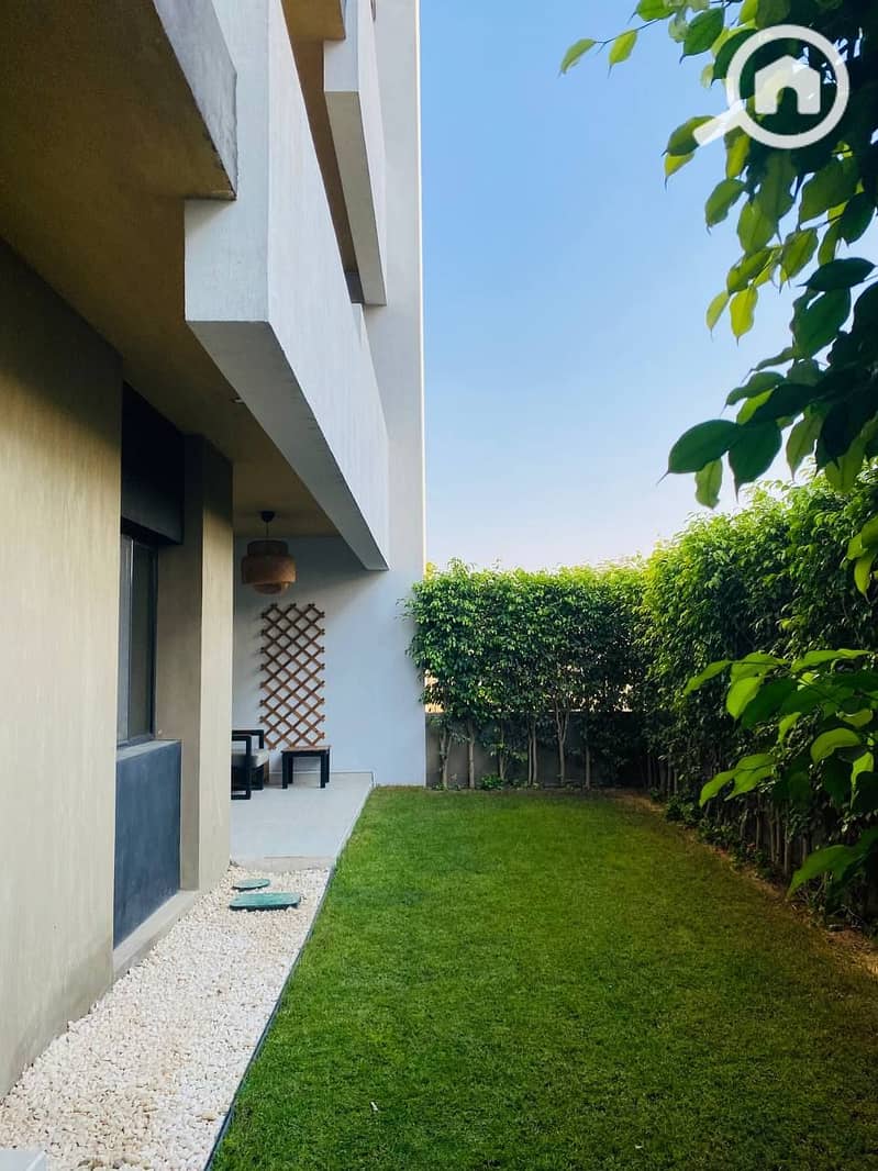 6 177e405e-66f5-4881-b365-db00268d04e9. jpg