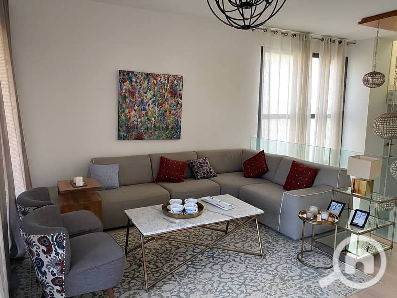 8 917aaa8f-6912-490a-ac16-86e565566f4b. jpg