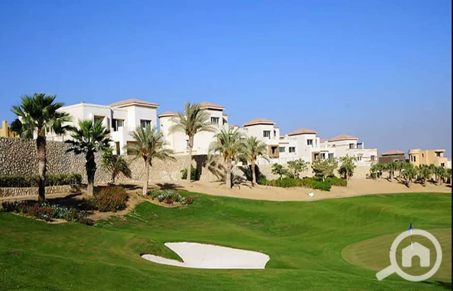 5 تاون-هاوس-للبيع-بمساحة-370-متر-في-جولف-فيوز-4_1400x900. jpg