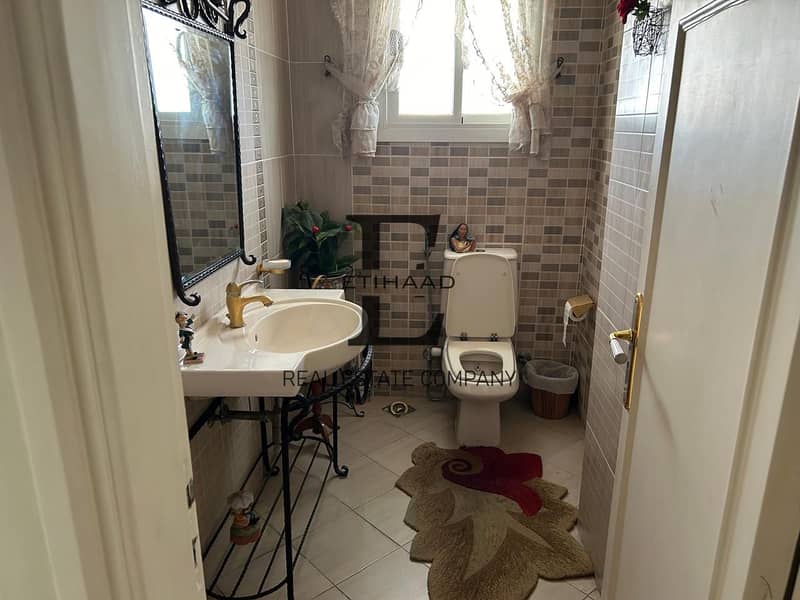 15 WhatsApp Image 2025-10-19 at 8.35. 29 PM. jpeg