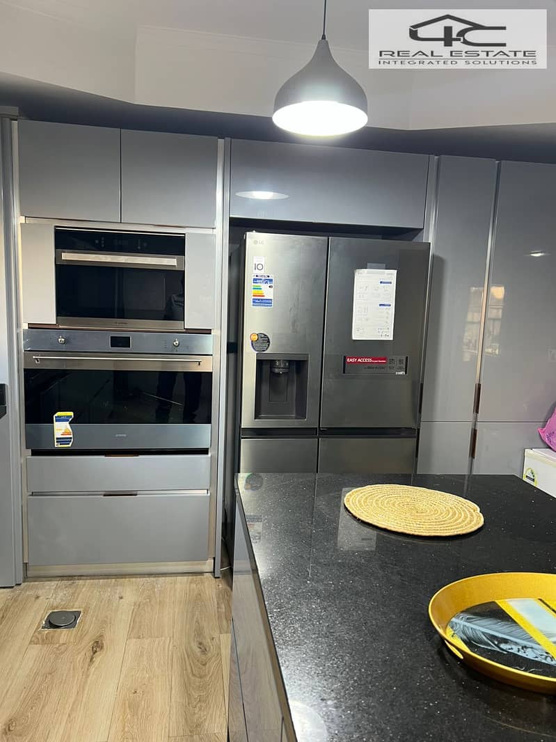 8 WhatsApp Image 2025-10-26 at 3.52. 25 AM. jpeg