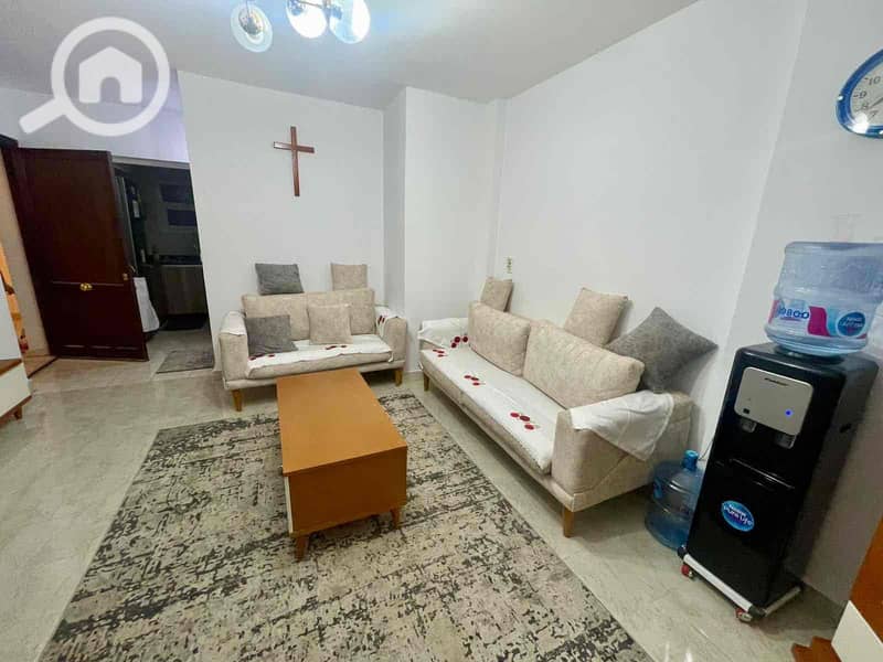 4 8e44fd1d-85cc-4f46-8745-faddc10c2a8d. jpg