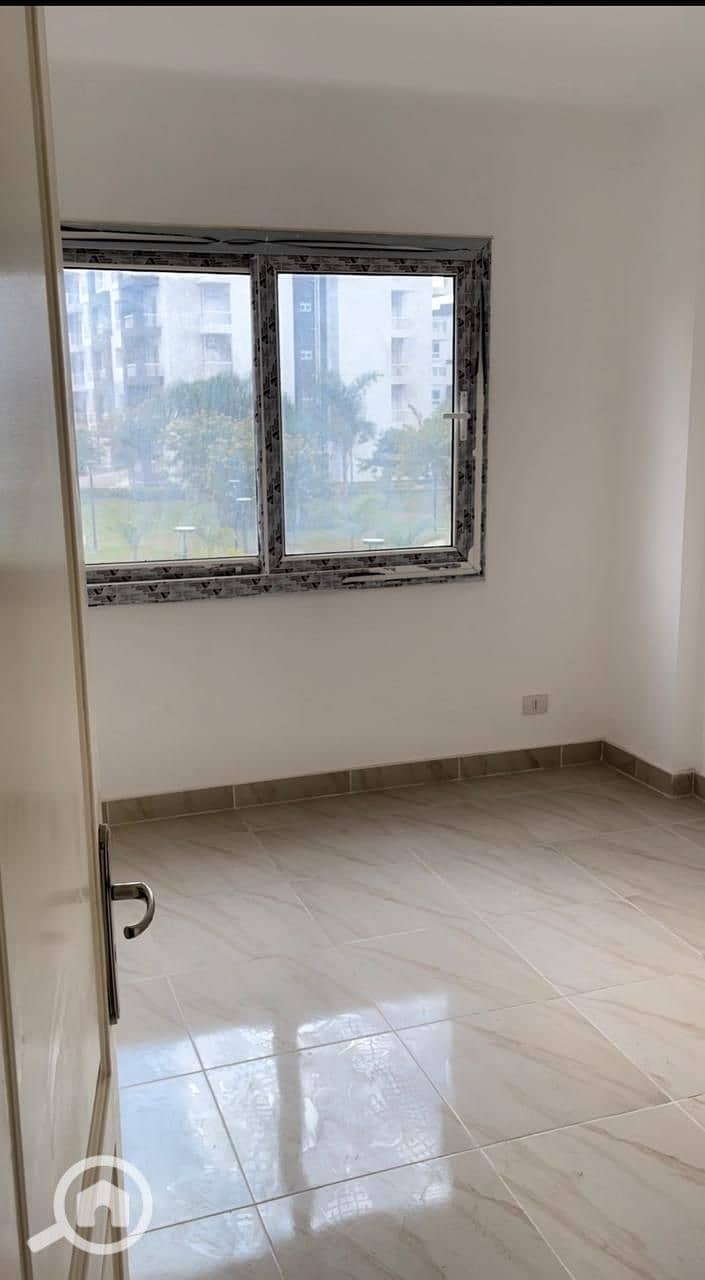 4 58950964-e1e4-468c-ba96-e5aff20c8cdf. jpeg