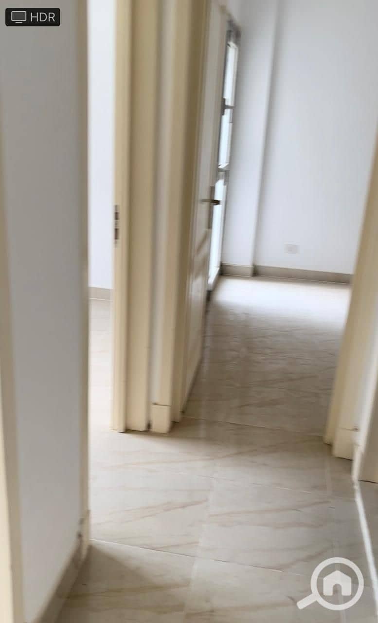 5 2a9cfeb8-482a-4381-8ef3-85272a875d2a. jpeg