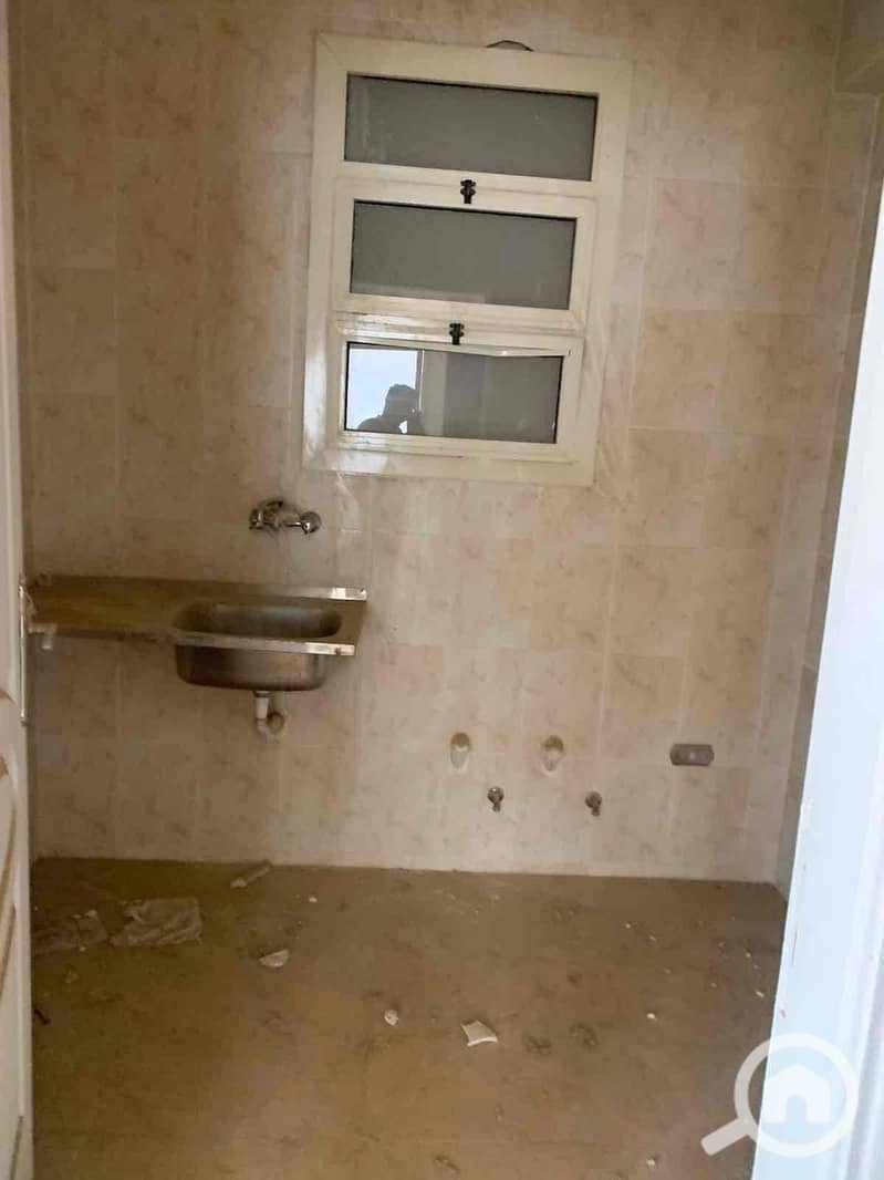 11 1229cf21-63bf-417d-b112-fc08775aa66b. jpg