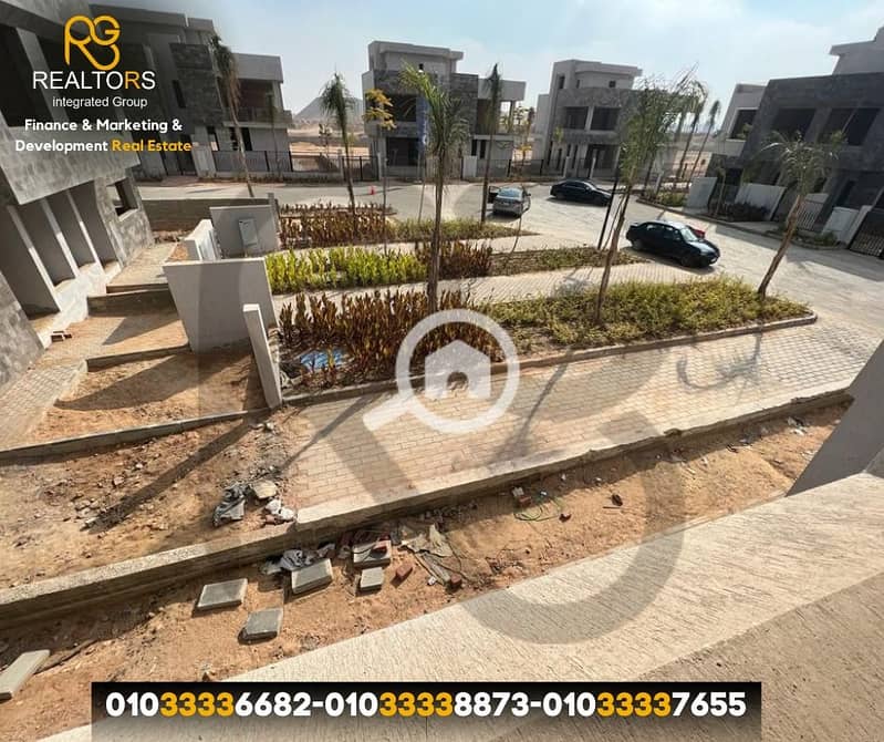 5 b55e0fdb-d4b3-4113-816a-53387d8ac772. jpeg