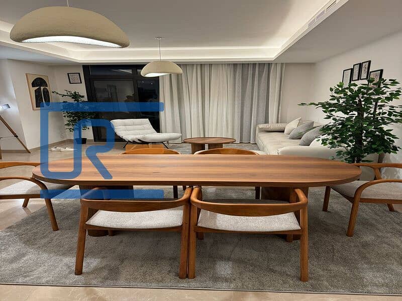 2 2. jpg