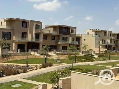 3 Bedroom Townhouse for Sale in Sheikh Zayed, Giza - IMG-20251026-WA0124. jpg 3 Bedroom Townhouse for Sale in Sheikh Zayed, Giza - IMG-20251026-WA0124. jpg