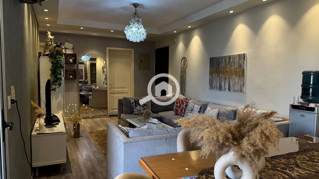 5 b951b794-805d-422a-9e7c-47600752b4a3. jpg