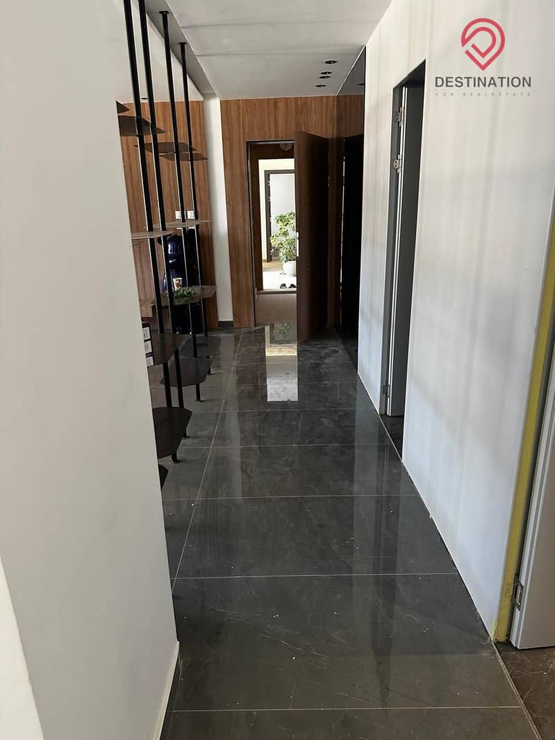 4 3c62f962-902b-4c35-97cd-c8c01fdfb216. jpg