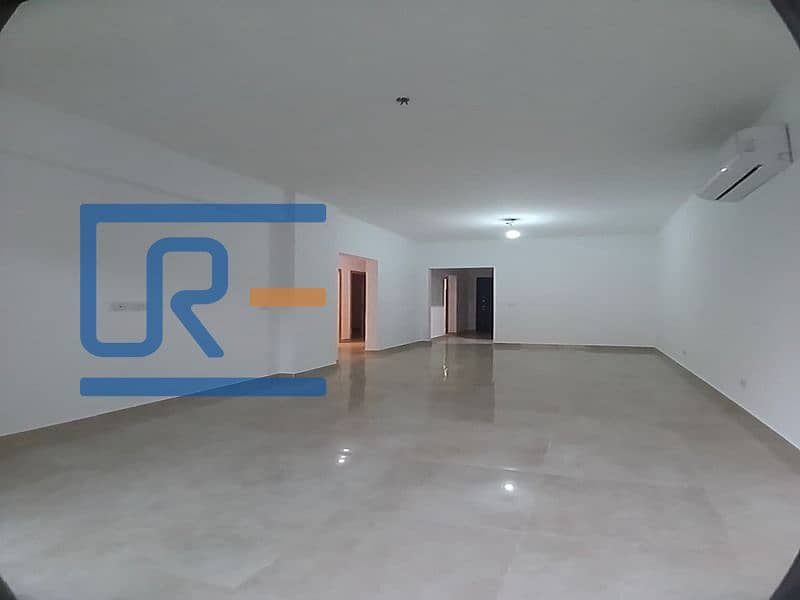 8 f9df4eb9-3d1a-4ae7-b962-4fbcbf744d2f. jpg