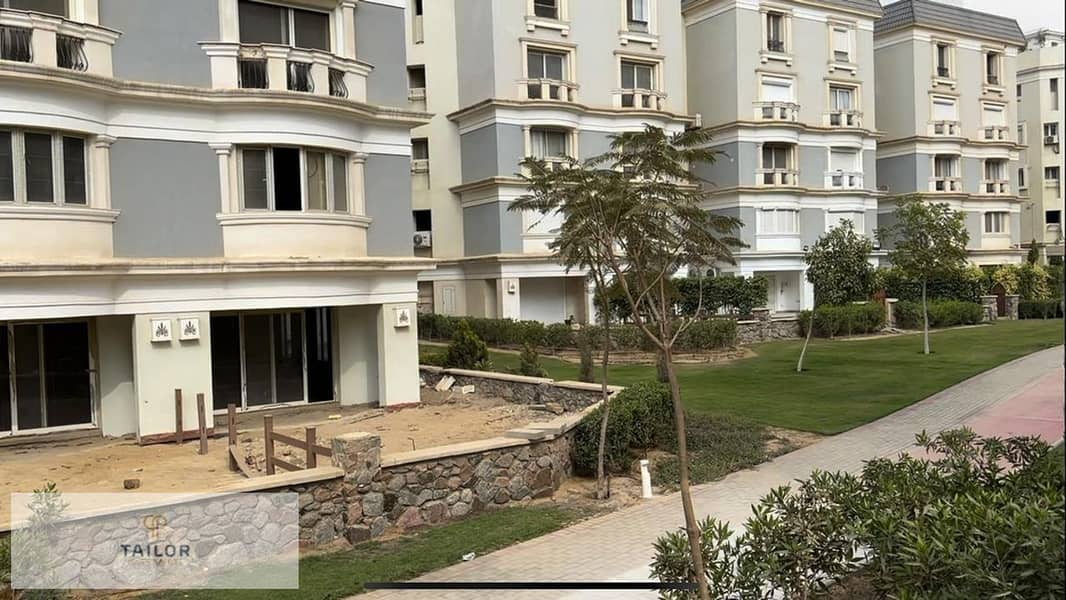 8 b5733f46-8c42-4828-8198-e3bf2c758950. jpg