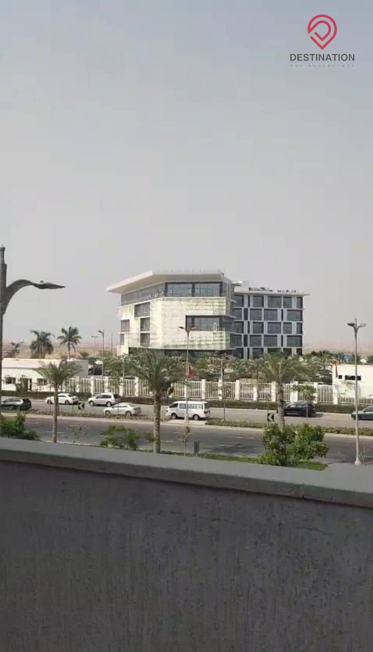 13 5472b846-cf02-4ef1-b5a9-424e61a97343. jpg