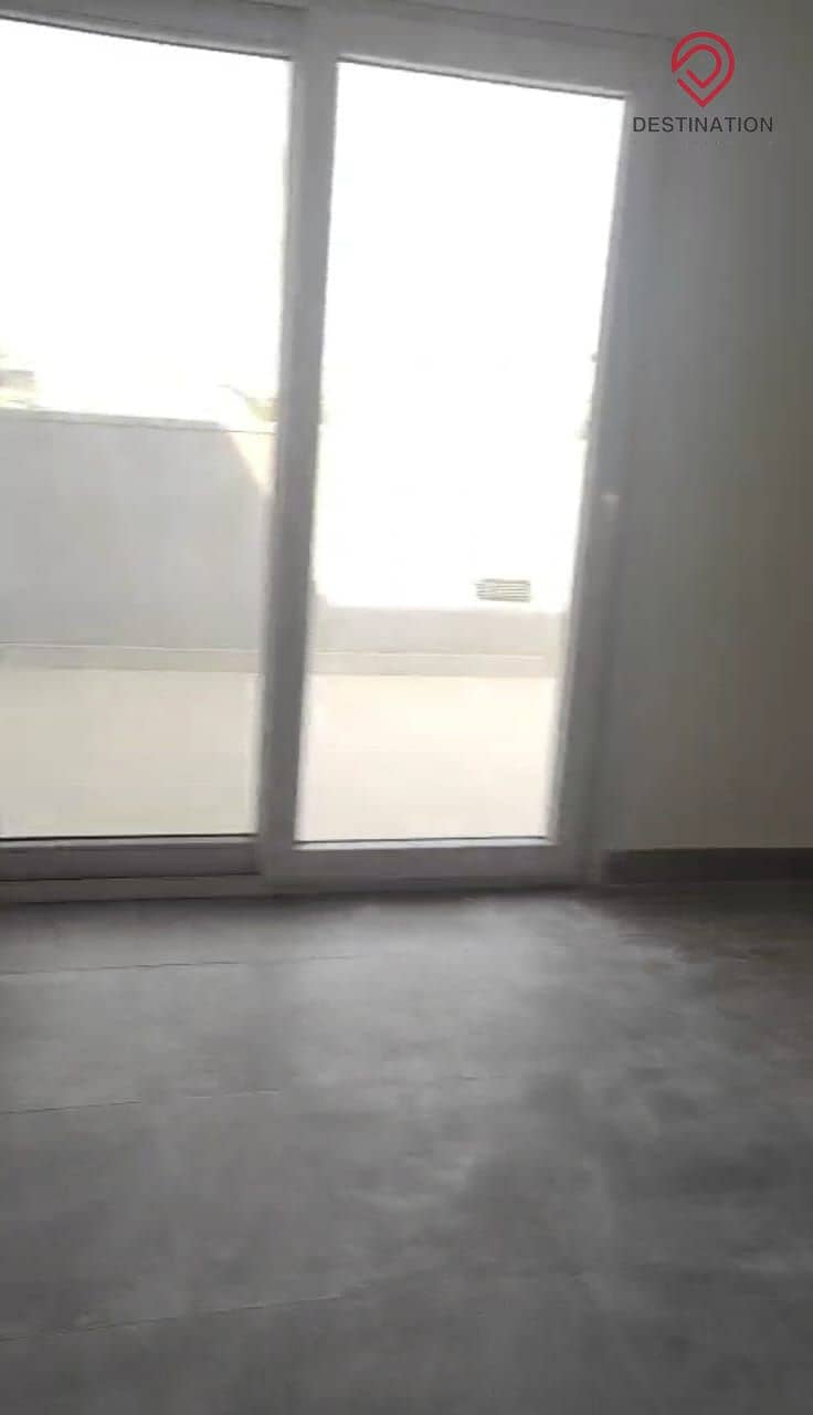 16 bff5c518-c3cd-446d-87ee-925e9e526e8e. jpg