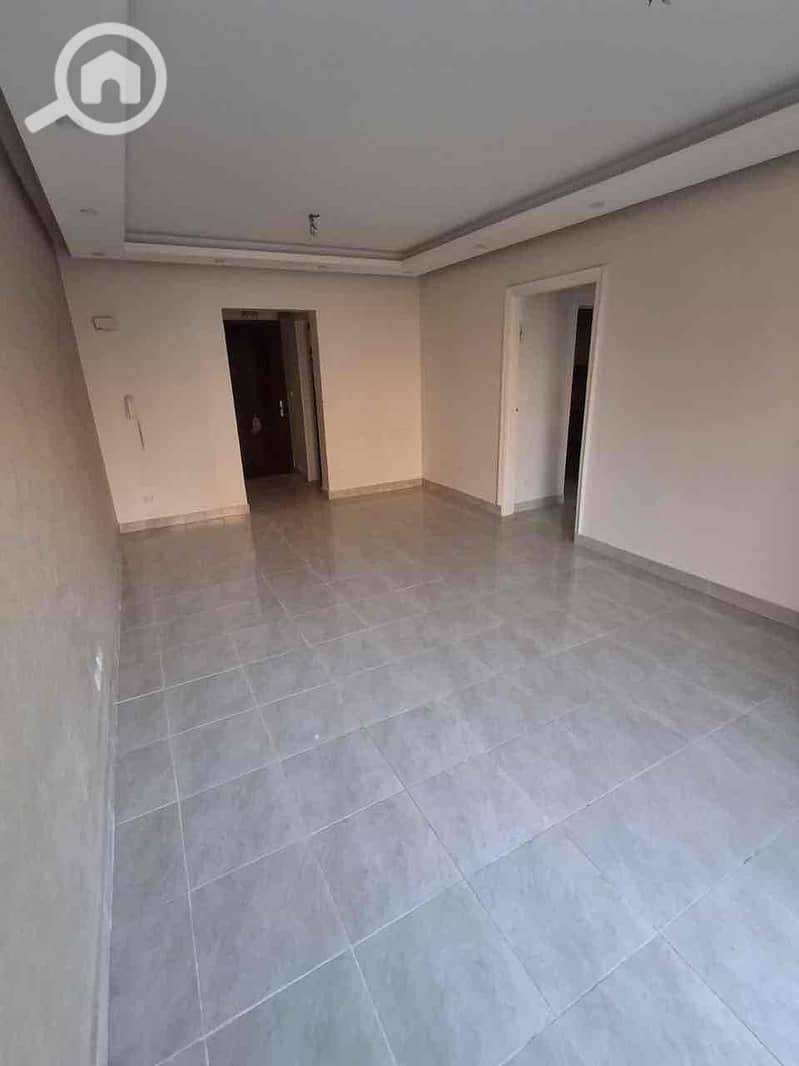 2 33143f53-b7fe-42da-aca6-d61f72748c0b. jpg