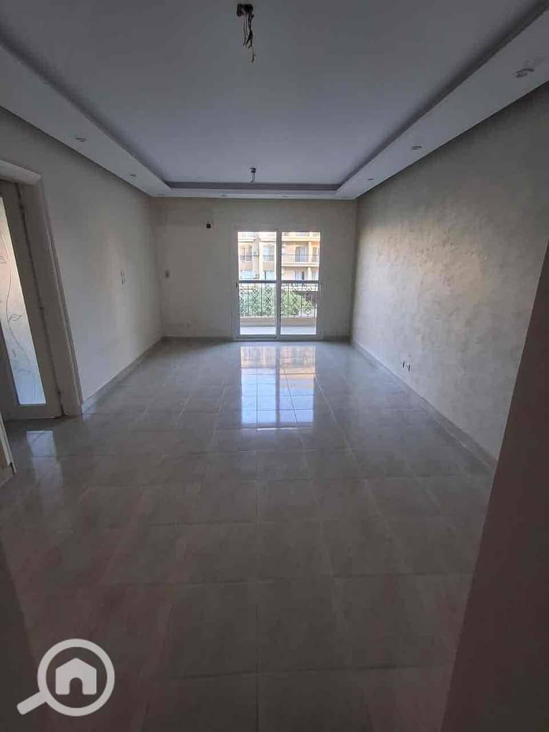 3 915d5e7d-32d7-4ac4-9a9e-3c41fb3573d8. jpg