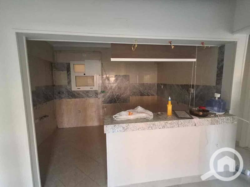 9 00f94fd8-01c8-4210-b5e0-24d4d265aeba. jpg