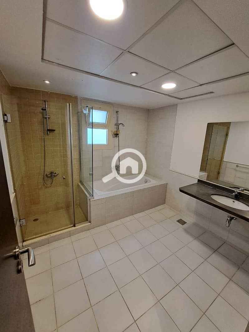 15 WhatsApp Image 2025-10-26 at 15.22. 00 (1). jpeg