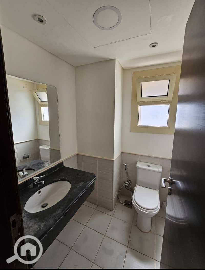 19 WhatsApp Image 2025-10-26 at 15.22. 03. jpeg