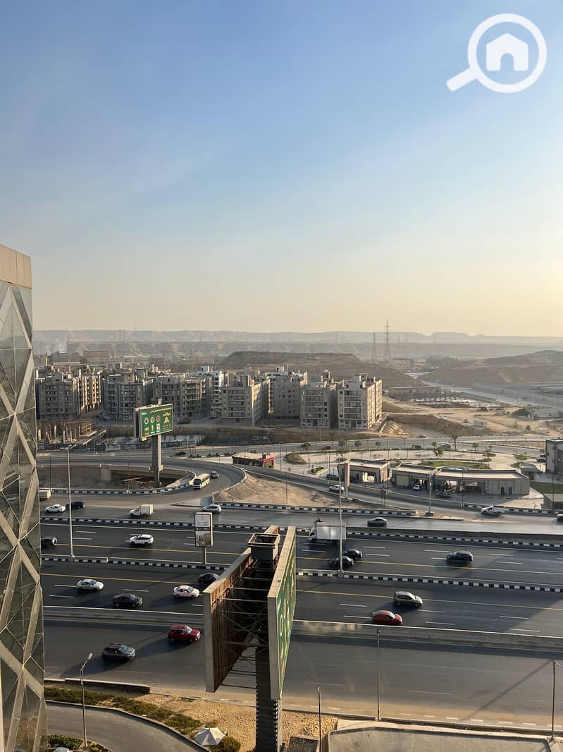 9 WhatsApp Image 2025-10-25 at 17.16. 36_432f1ad1. jpg