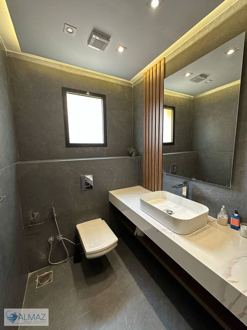 7 WhatsApp Image 2025-10-26 at 1.46. 49 PM. jpeg