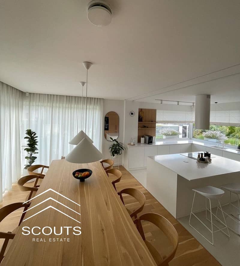 13 5b420ad99205b4d5e5aab5d5916681a0. jpg