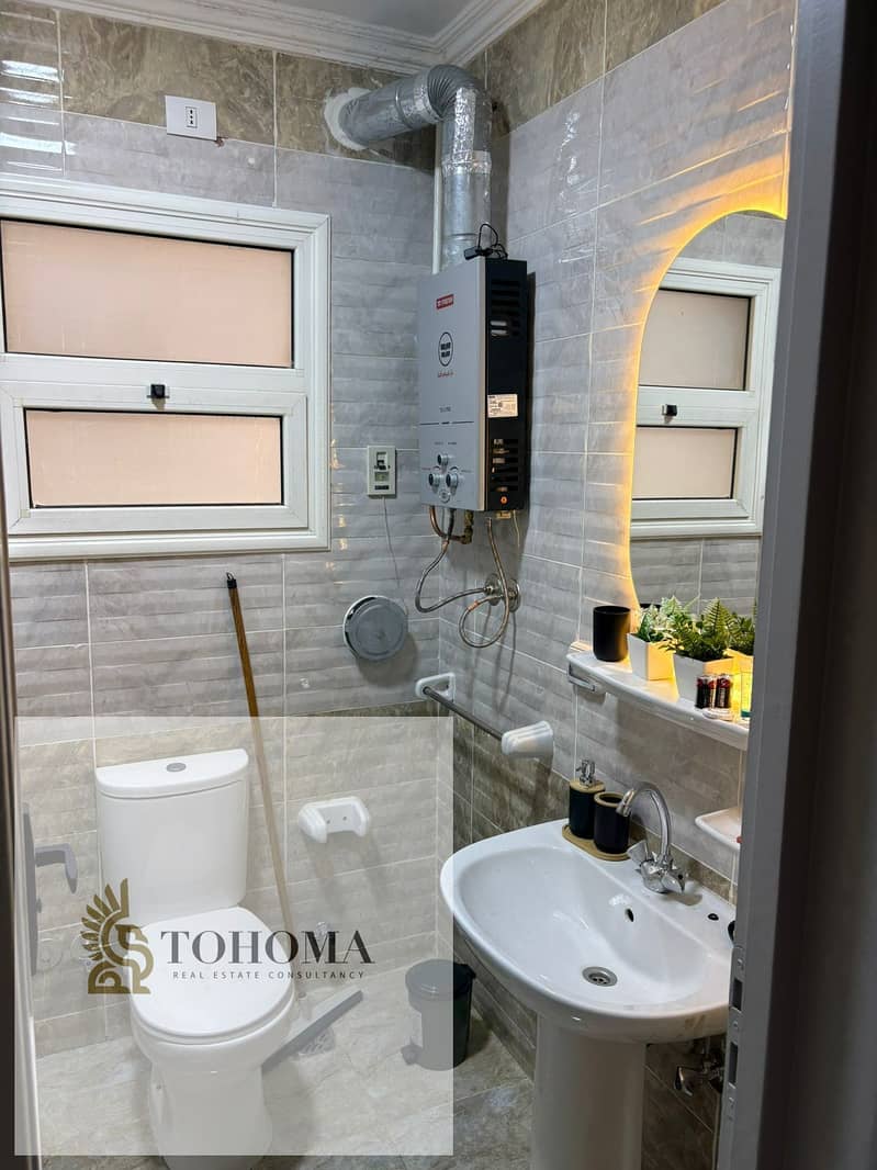 4 8f071a67-1256-4b1c-8b41-c7cde0a224f2. jpg