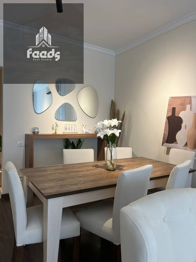 3 673cb28a-3721-4882-adb0-10ba48893665. jpg