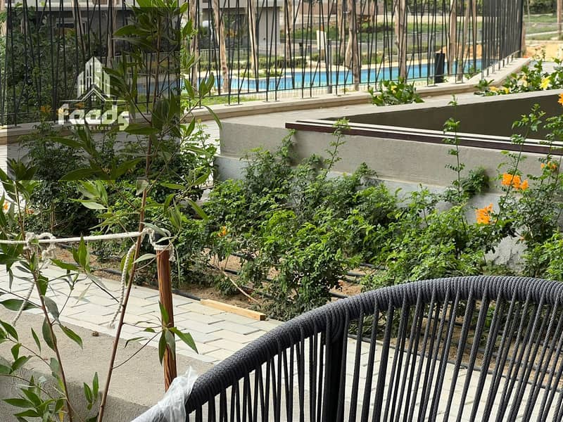 8 f41075b9-86dd-435c-ab75-f0e02f68a751. jpg