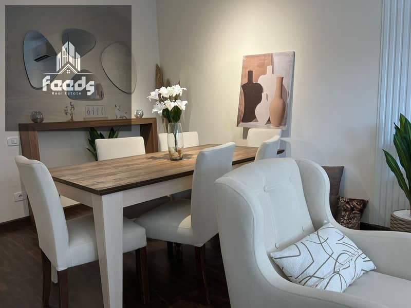 10 108e846f-3402-4943-aa03-a03e623c5c2a. jpg