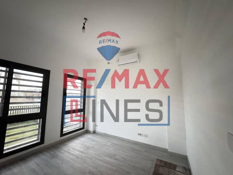 4 WhatsApp Image 2025-10-26 at 3.27. 39 PM. jpeg