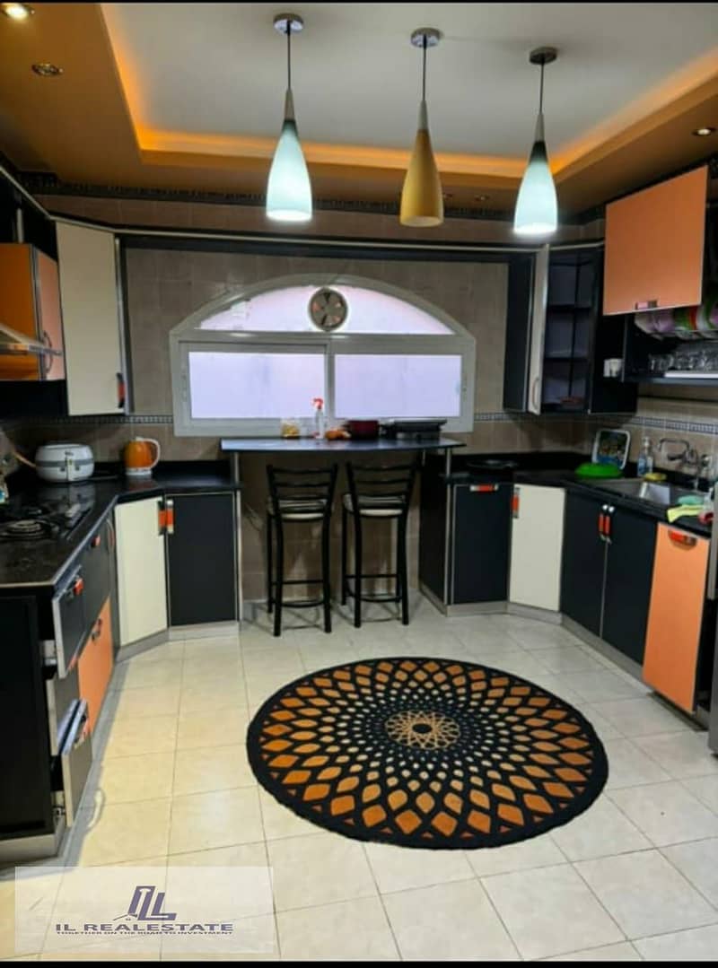 5 ce281942-c262-4bca-8cb0-4a5916eeacd3. jpeg