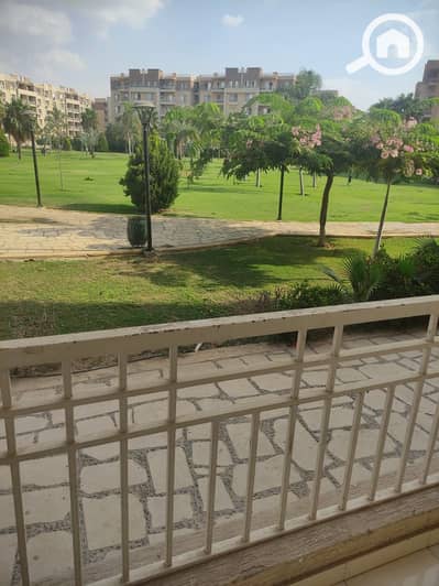 3 Bedroom Flat for Sale in Madinaty, Cairo - WhatsApp Image 2025-10-20 at 12.49. 05_29e386cc. jpg 3 Bedroom Flat for Sale in Madinaty, Cairo - WhatsApp Image 2025-10-20 at 12.49. 05_29e386cc. jpg