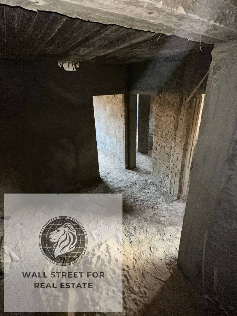 10 5edf5a1c-4aaf-4109-a126-439c2a5497e0. jpeg