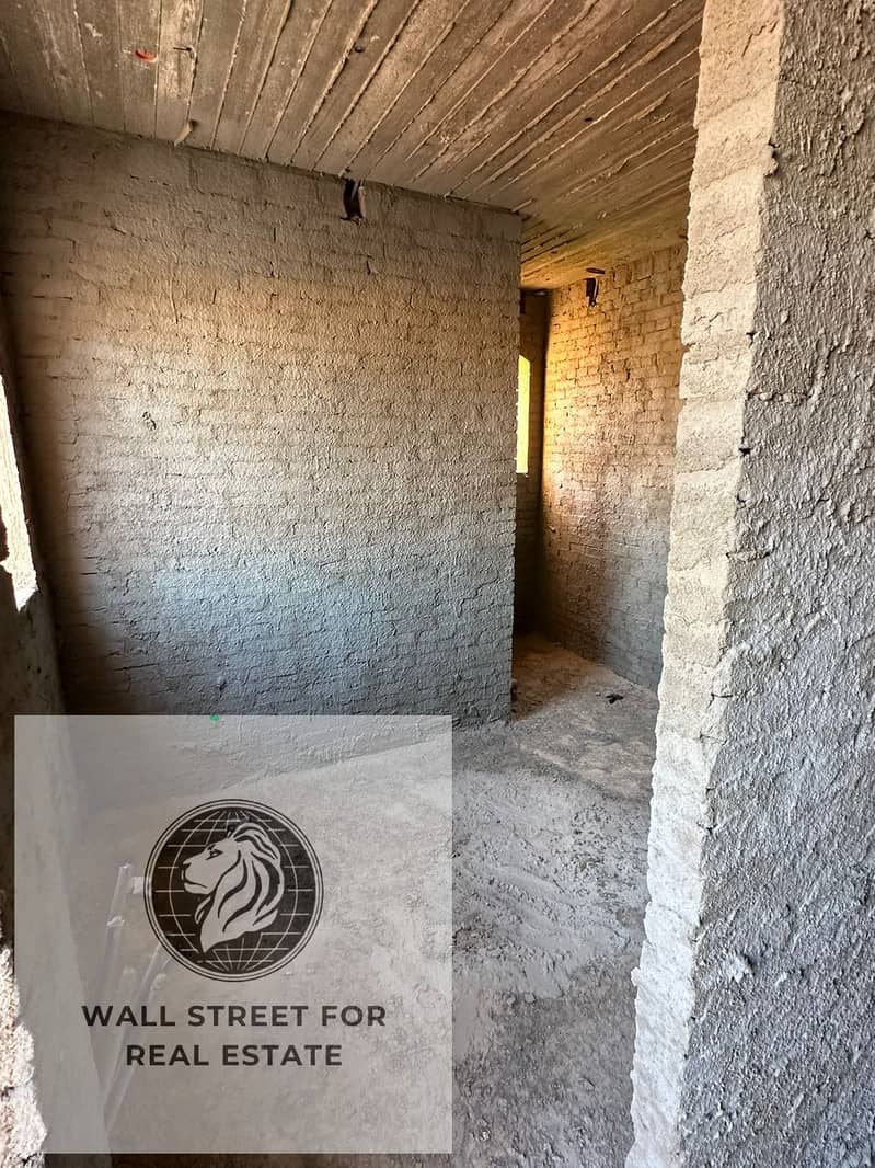 12 923149aa-04e5-4ded-bfd6-97fc77167927. jpeg