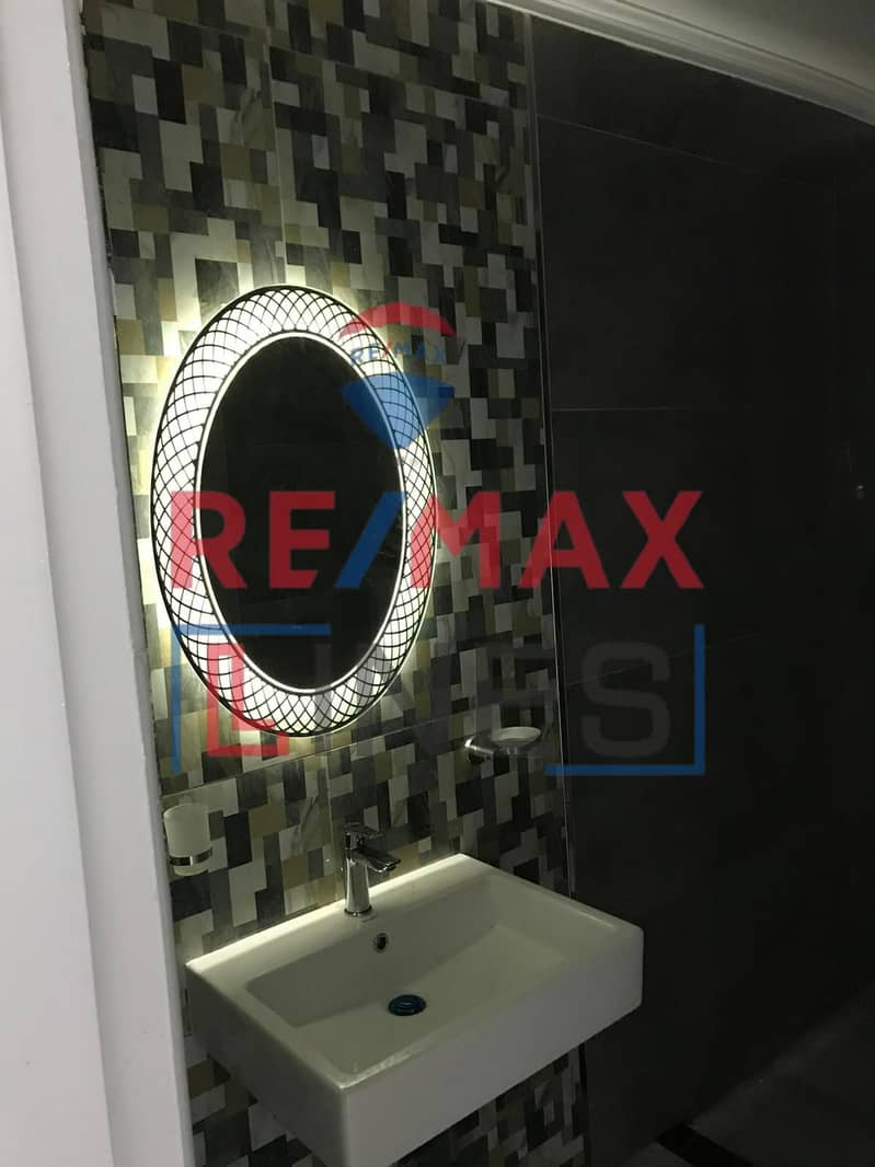 4 WhatsApp Image 2025-10-25 at 4.32. 57 PM. jpeg