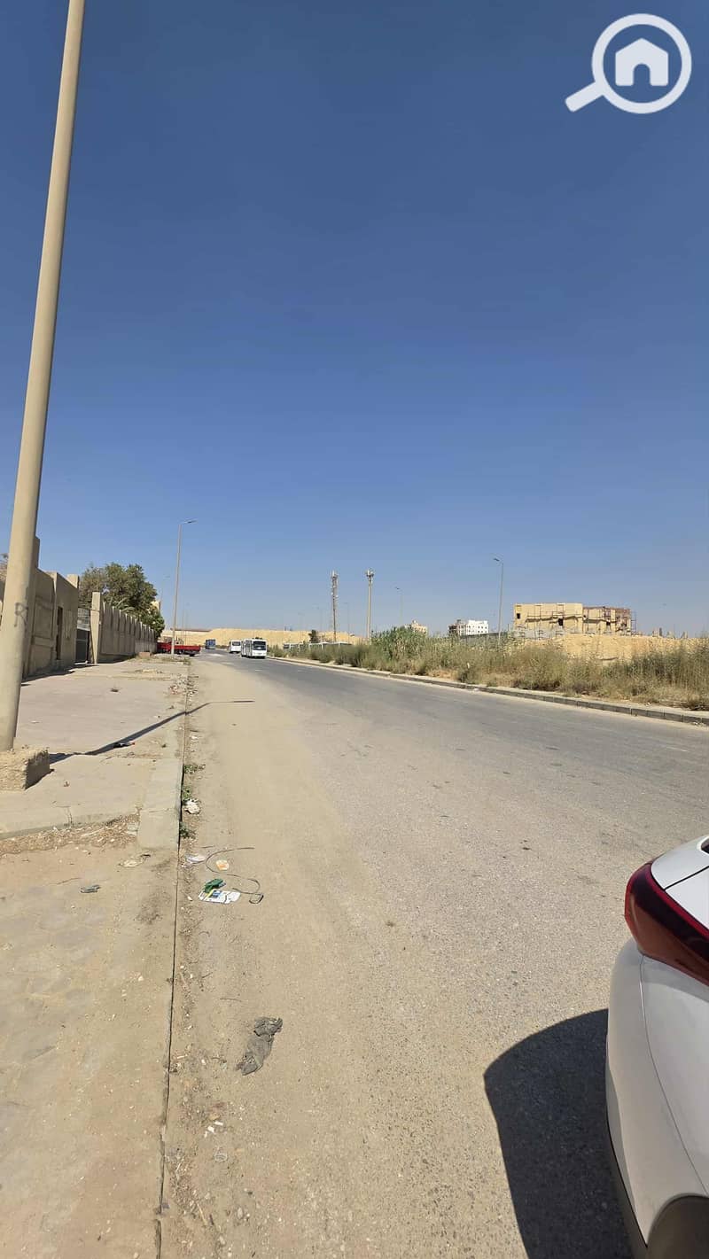 4 d96f6eb3-a82c-4404-baab-ca5b0ae0b2a7. jpeg