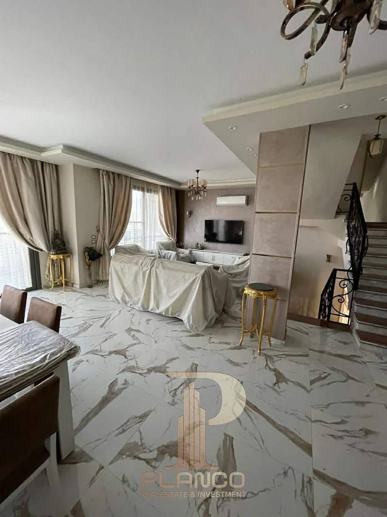 6 e4e41dd1-c9d0-4c27-a1bf-fe596de9f69e. jpg