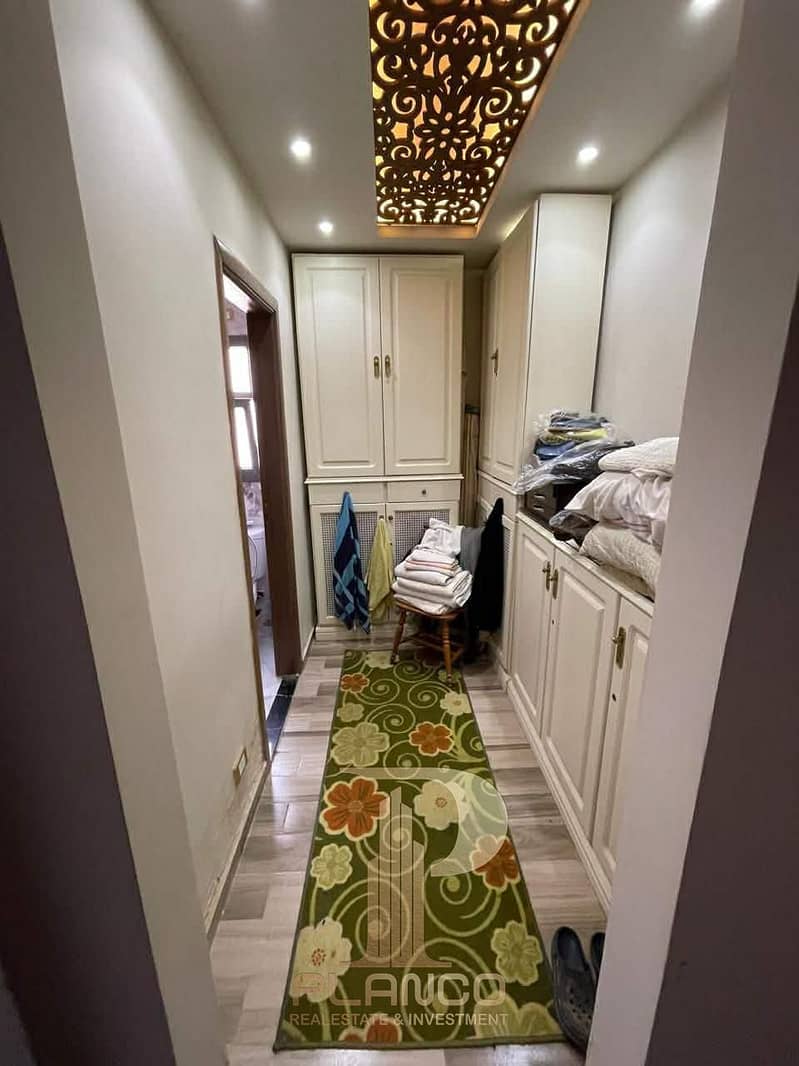 15 d3f56eb1-1703-4395-b856-6dc8308f63e4. jpg