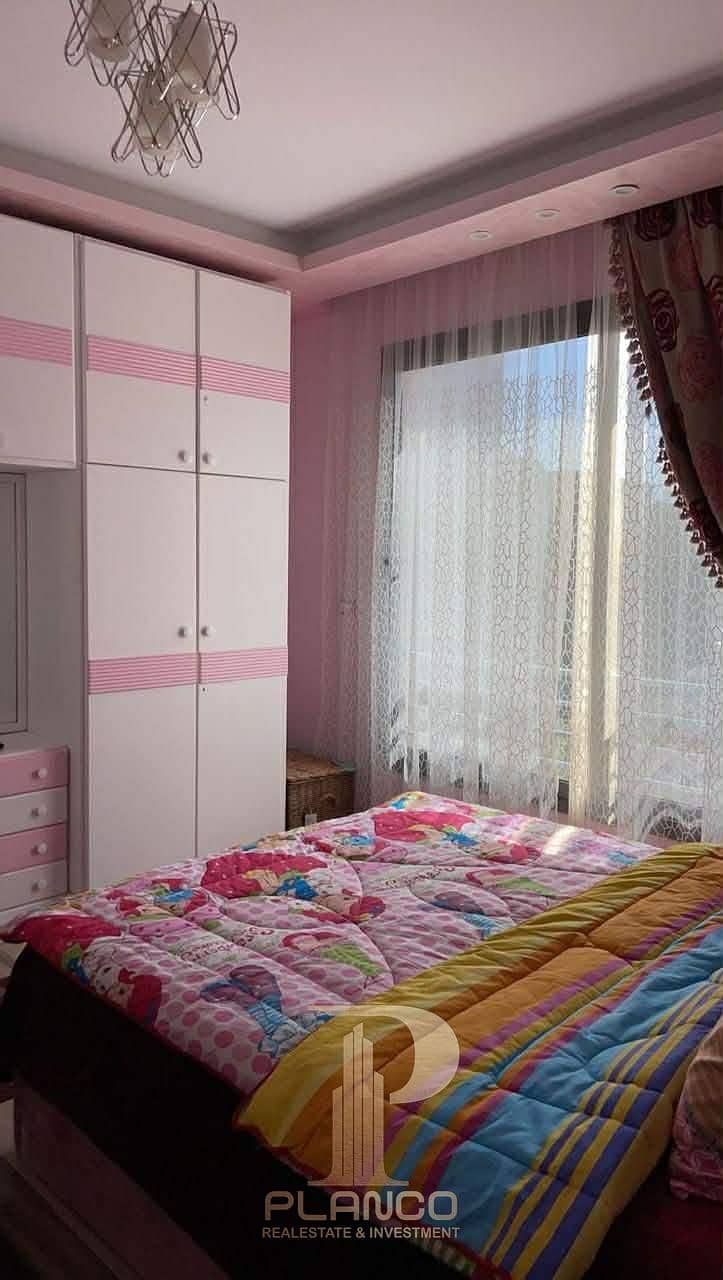 16 c925166a-33b5-4916-b28e-5a22f542cc62. jpg