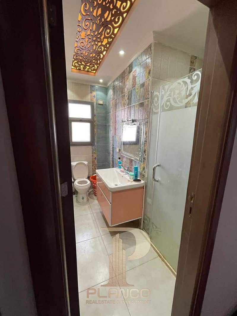 19 63f5f729-c1ff-4b82-bbe2-f550015d780f. jpg