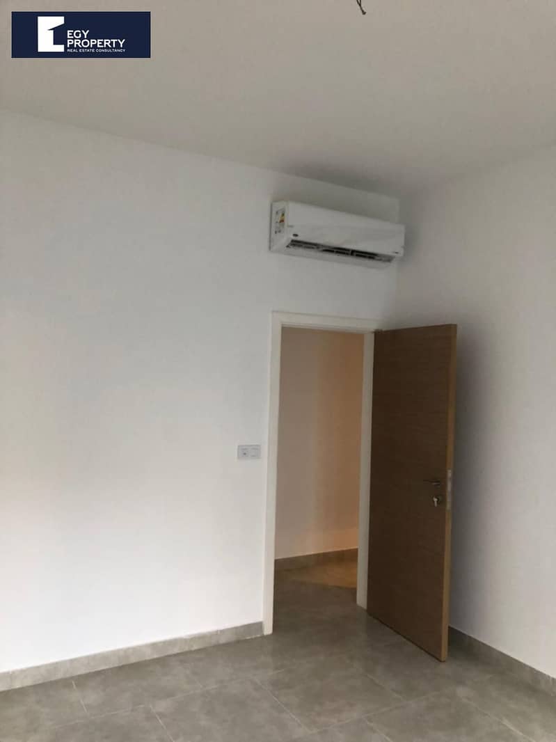 2 _files_71b3d432-964f-400d-a652-106435bd5344. jpg