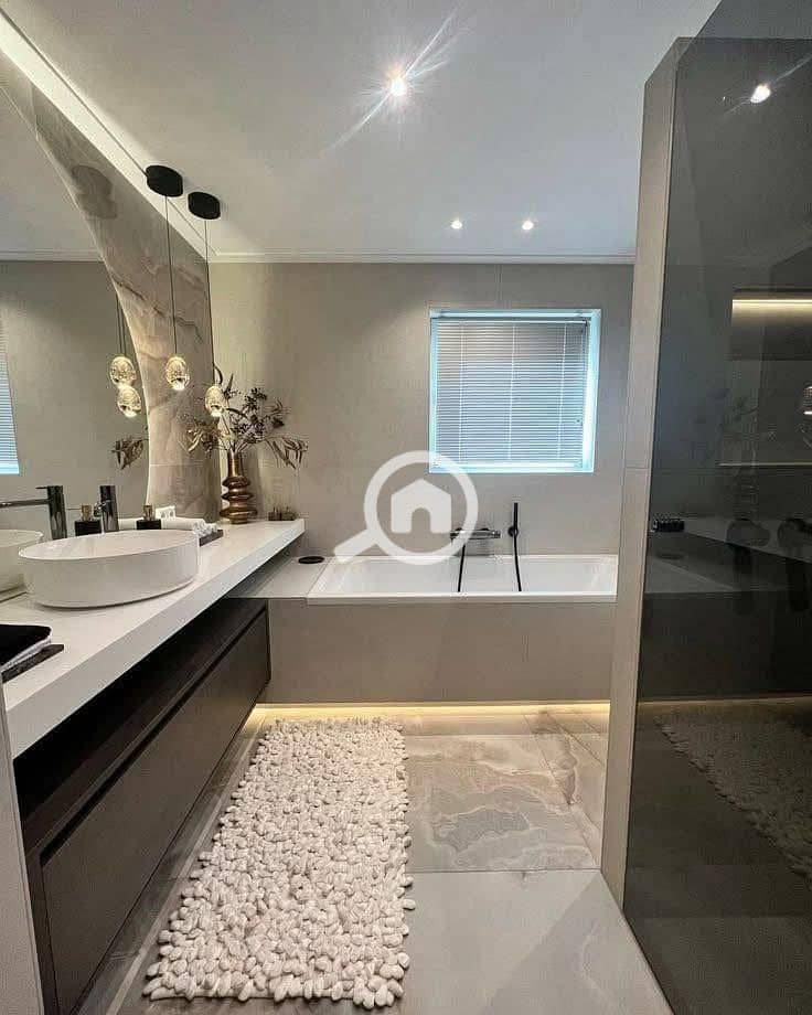 4 558065491_122157322688596960_1340238284052943092_n. jpg