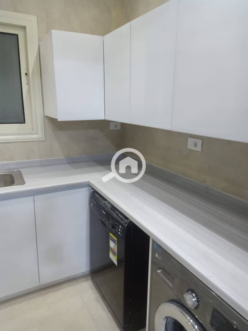 4 IMG-20251008-WA0001. jpg