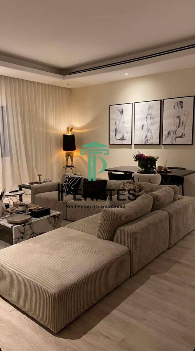 4 60945b54-5924-4202-b58f-69b423298190. jpeg