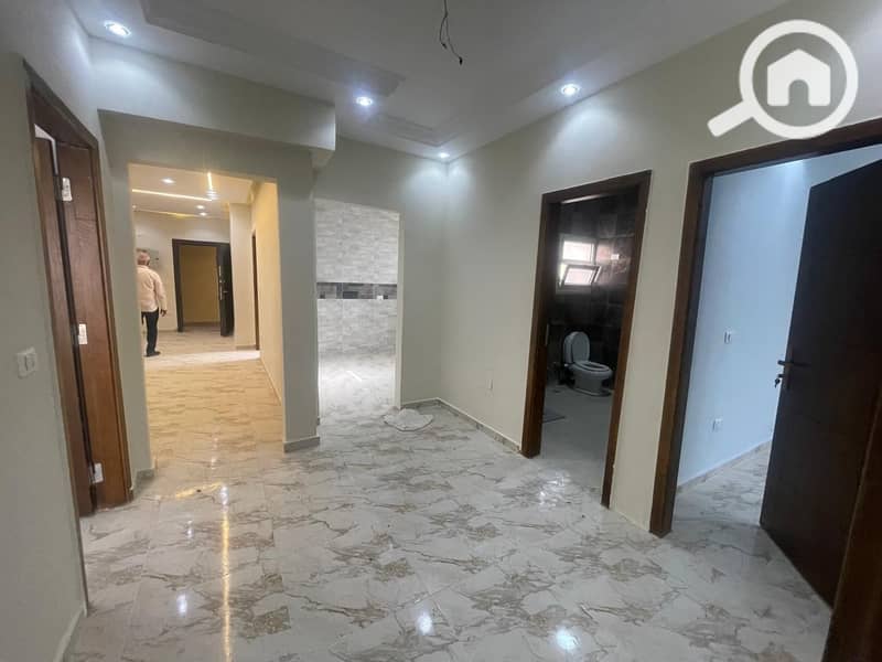 7 278fd16d-37e5-4eff-9e10-1b2bc6a6a4f6. jpeg